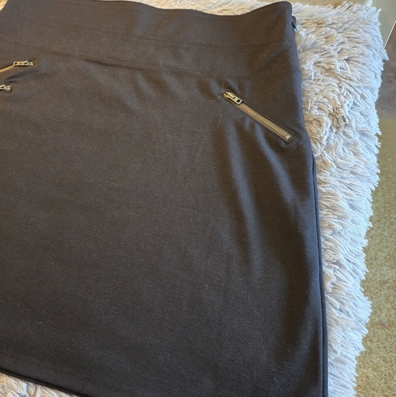 Athleta Black Skirt Size 14 - Picture 7 of 16